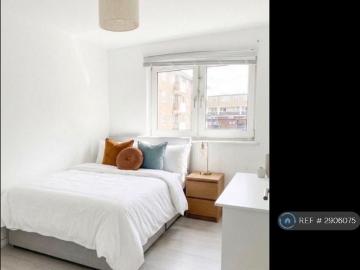 3 bedroom flat to rent