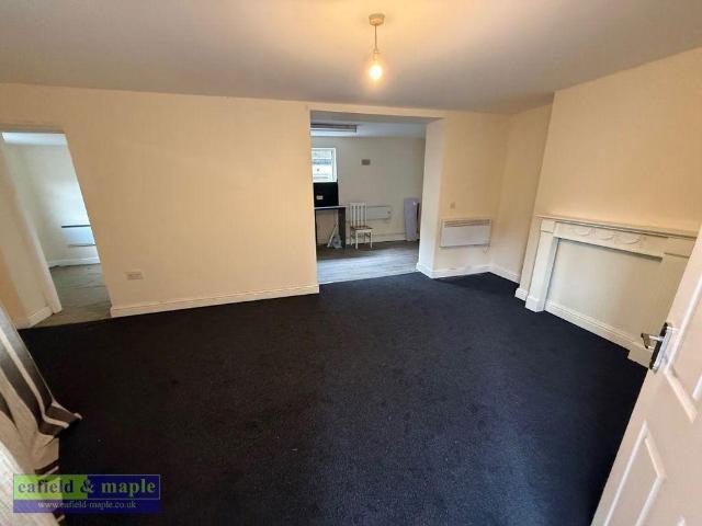 3 bedroom flat to rent