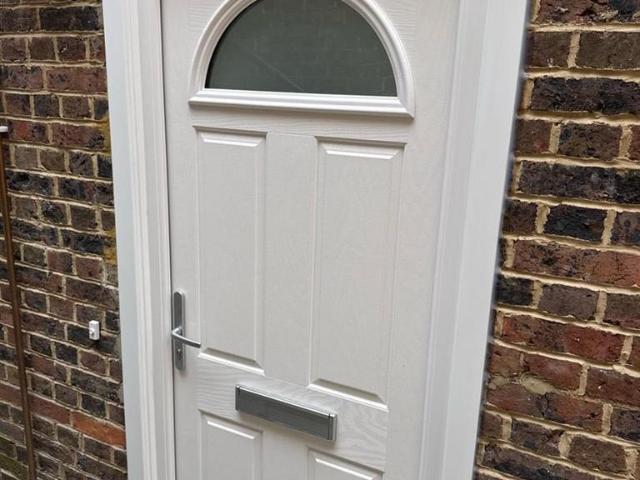3 bedroom flat to rent
