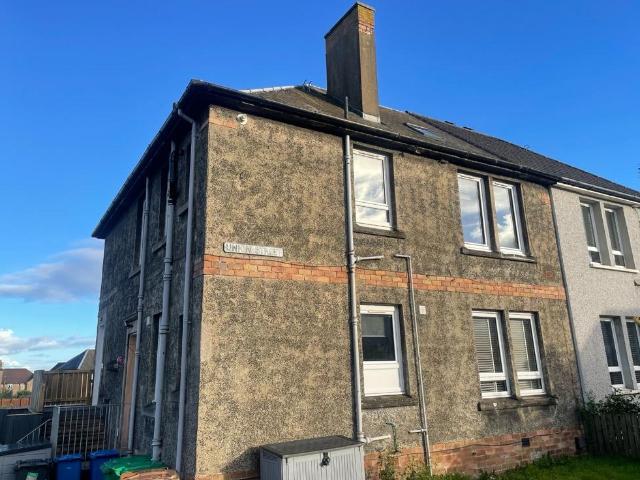 3 bedroom flat to rent