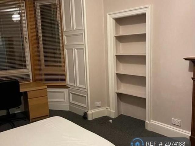 3 bedroom flat to rent
