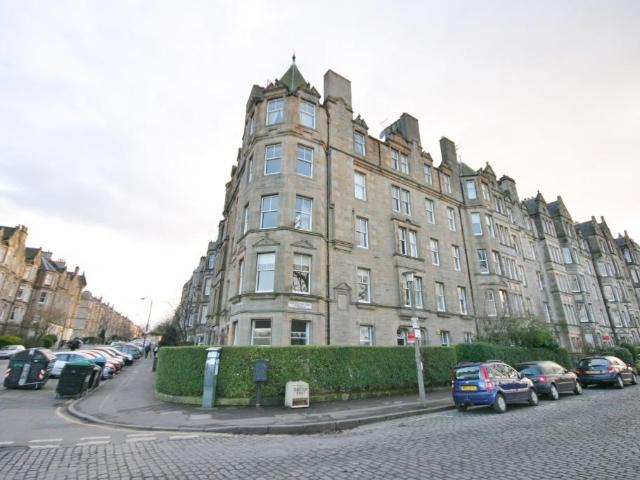 3 bedroom flat to rent
