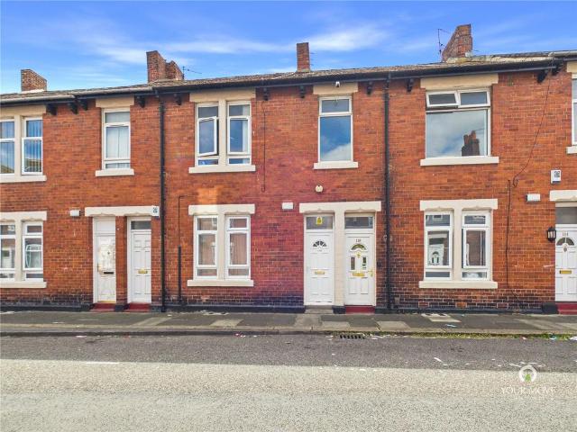 3 bedroom flat to rent