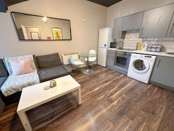 Kensington L7 Liverpool, Kensington Liverpool, L7, North East Wales, Midlands