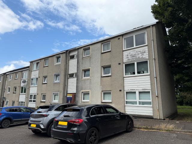 3 bedroom flat to rent