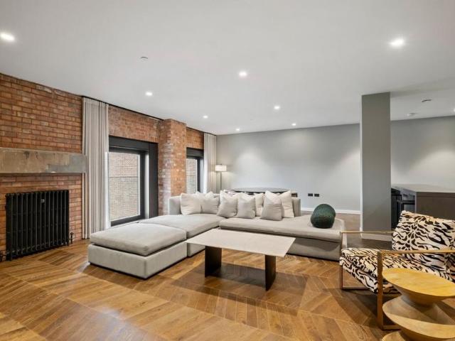 3 bedroom flat to rent