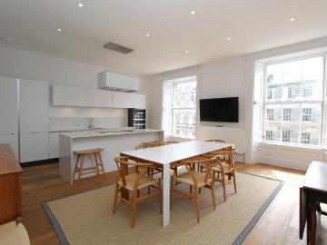 3 bedroom flat to rent