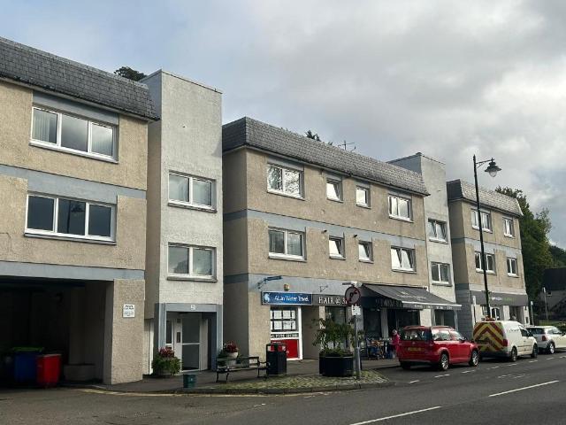 3 bedroom flat to rent