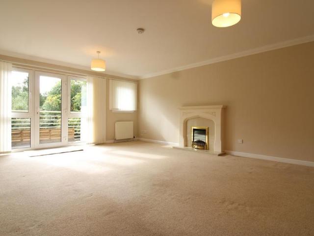 3 bedroom flat to rent