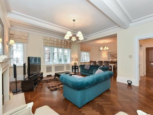 3 bedroom flat to rent
