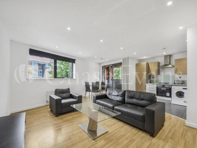 3 bedroom flat to rent
