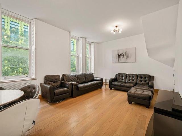 3 bedroom flat to rent