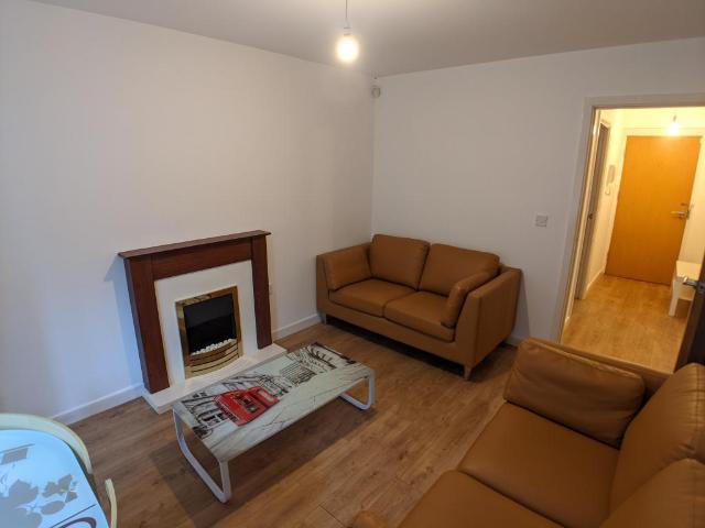 3 bedroom flat to rent