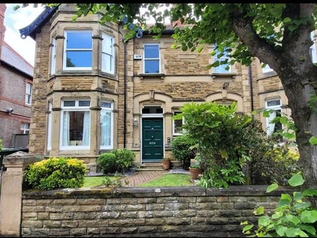 3 bedroom flat to rent