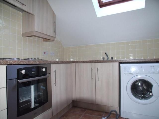 3 bedroom flat to rent