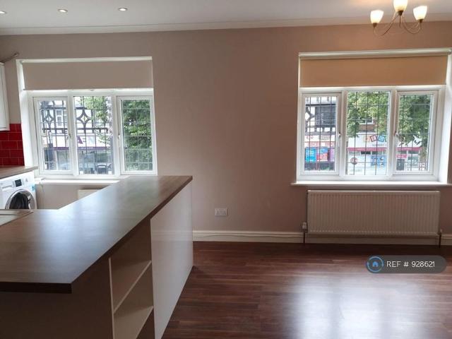 3 bedroom flat to rent