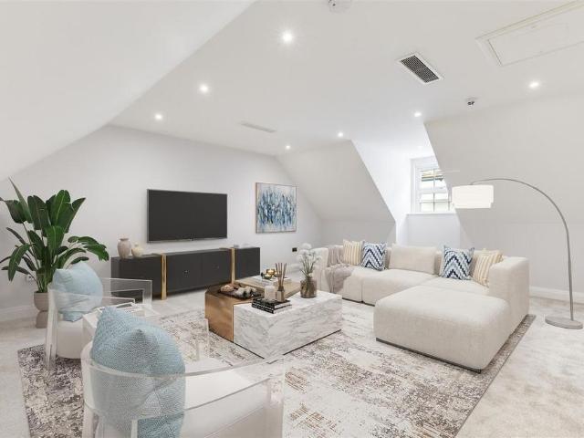 3 bedroom flat to rent