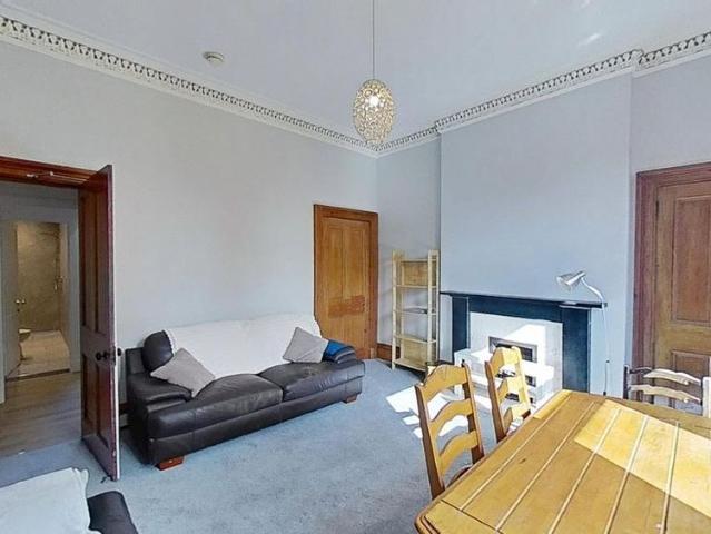 3 bedroom flat to rent