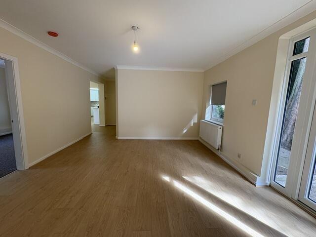 3 bedroom flat to rent