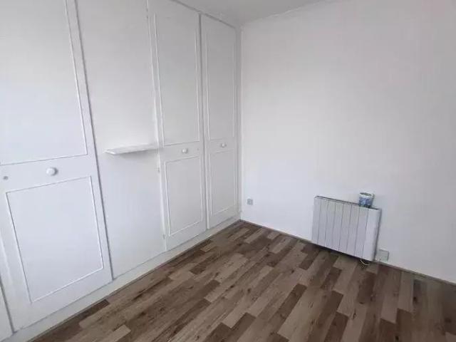 3 bedroom flat to rent
