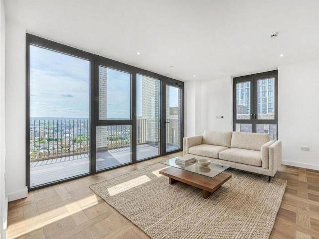 3 bedroom flat to rent