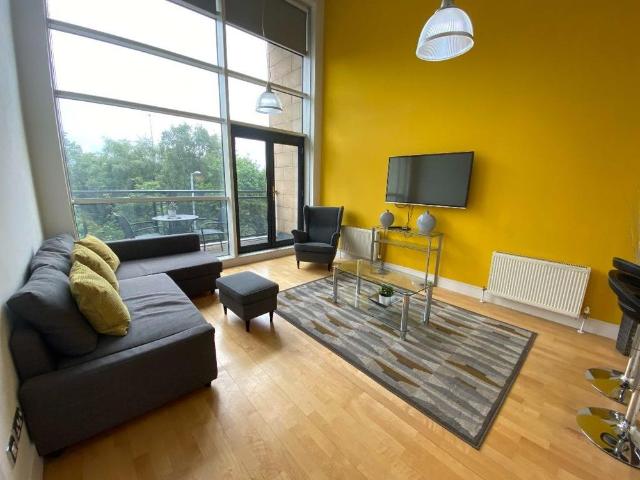 3 bedroom flat to rent
