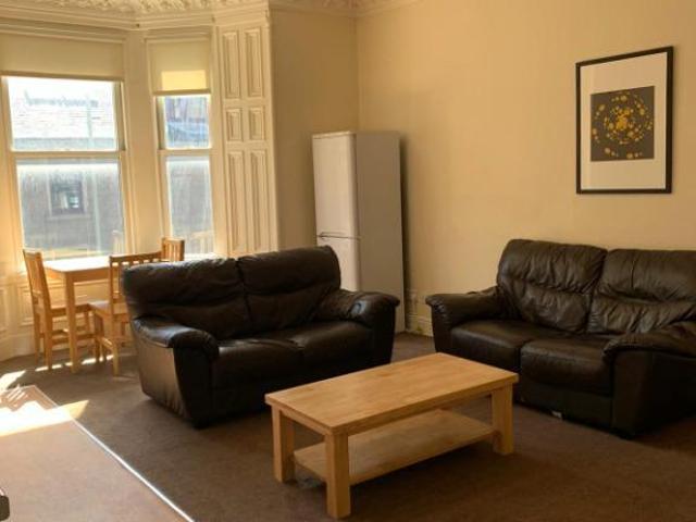 3 bedroom flat to rent