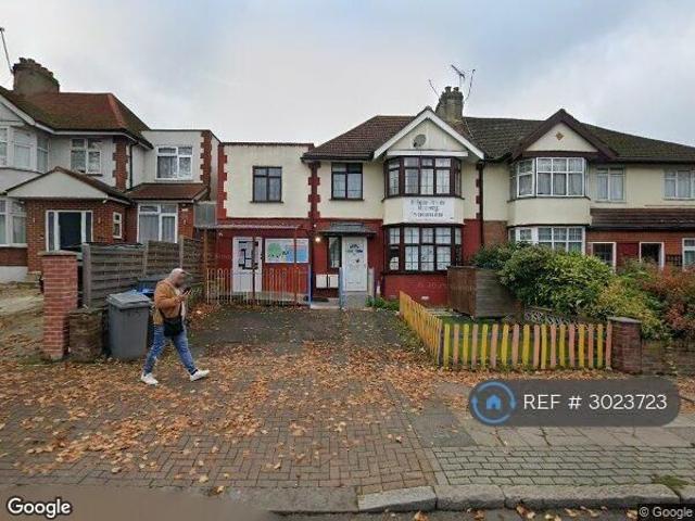 3 bedroom flat to rent