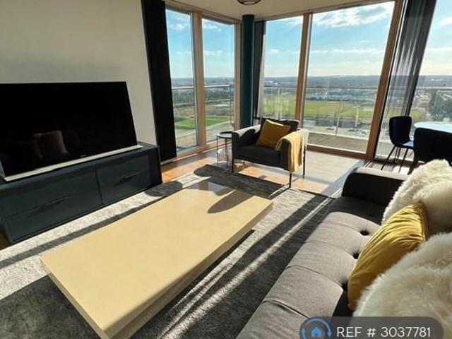 3 bedroom flat to rent