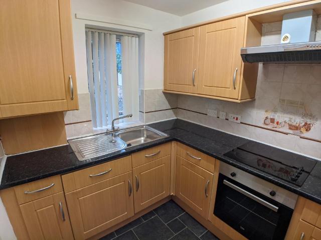 3 bedroom flat to rent