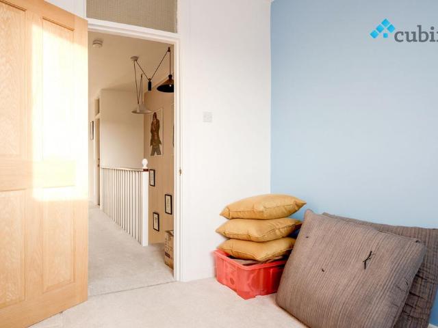 3 bedroom flat to rent
