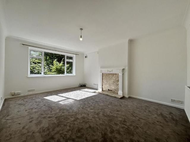 3 bedroom flat to rent