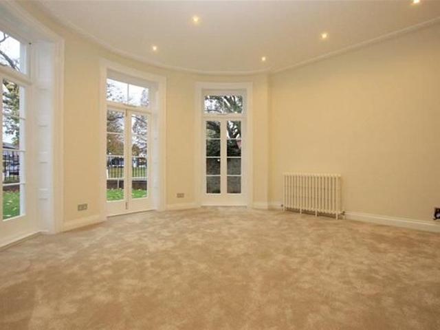 3 bedroom flat to rent