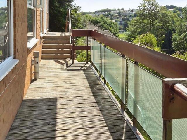 3 bedroom flat to rent