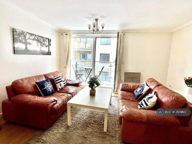 3 bedroom flat to rent