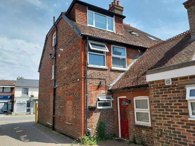 3 bedroom flat to rent