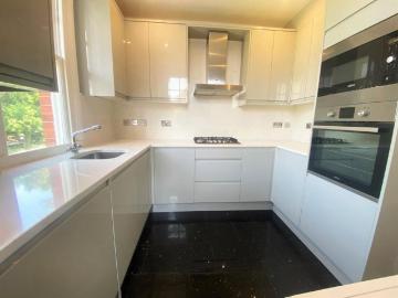 3 bedroom flat to rent