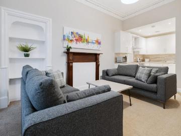 3 bedroom flat to rent