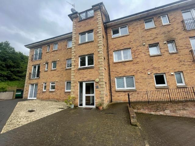 3 bedroom flat to rent