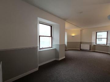 3 bedroom flat to rent