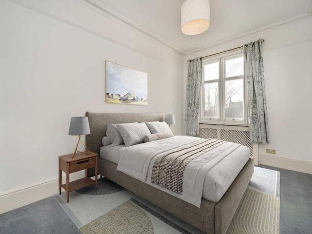 3 bedroom flat to rent