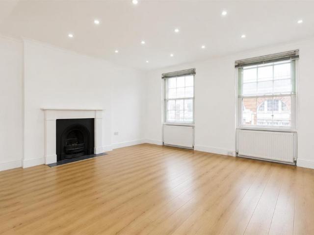 3 bedroom flat to rent