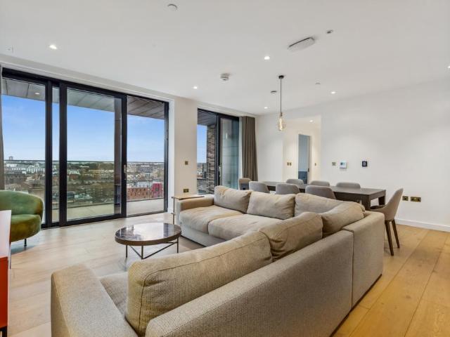 3 bedroom flat to rent