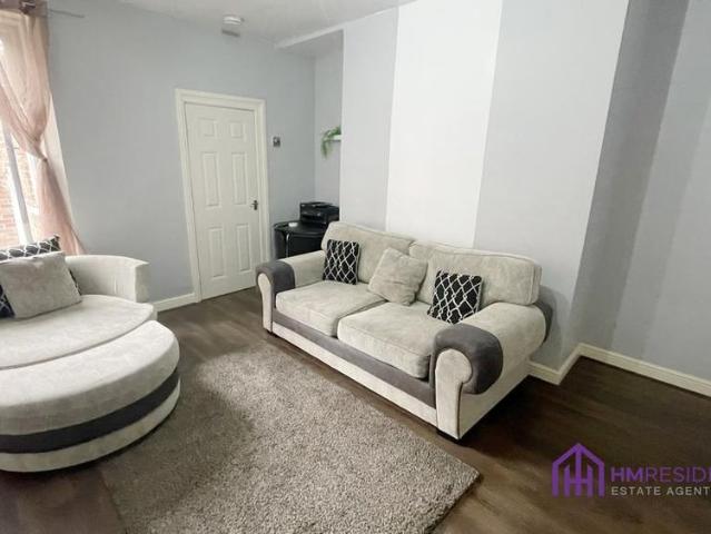3 bedroom flat to rent