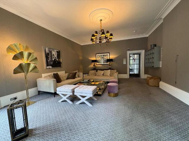 3 bedroom flat to rent