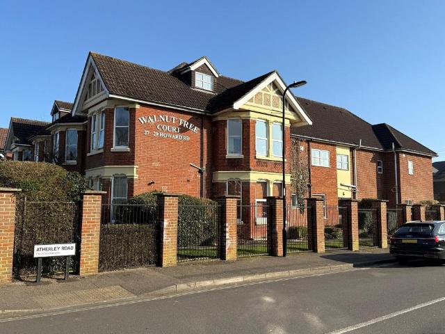 3 bedroom flat to rent