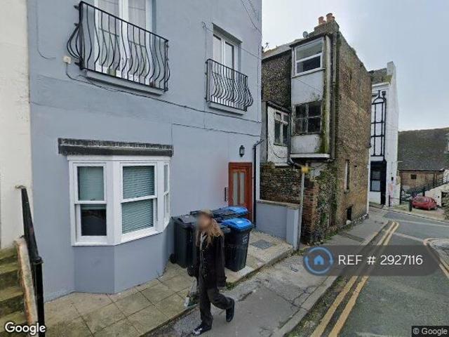 3 bedroom flat to rent