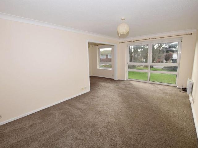 3 bedroom flat to rent