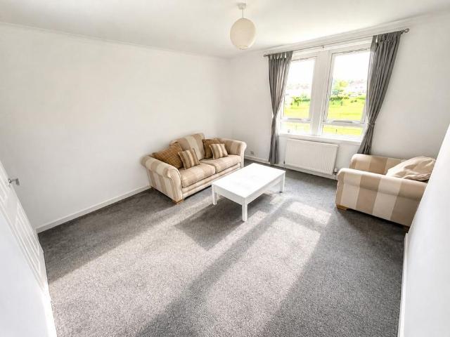 3 bedroom flat to rent