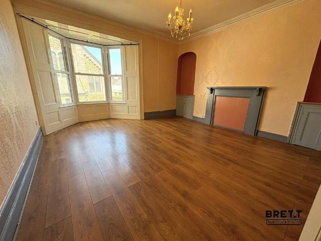 3 bedroom flat to rent